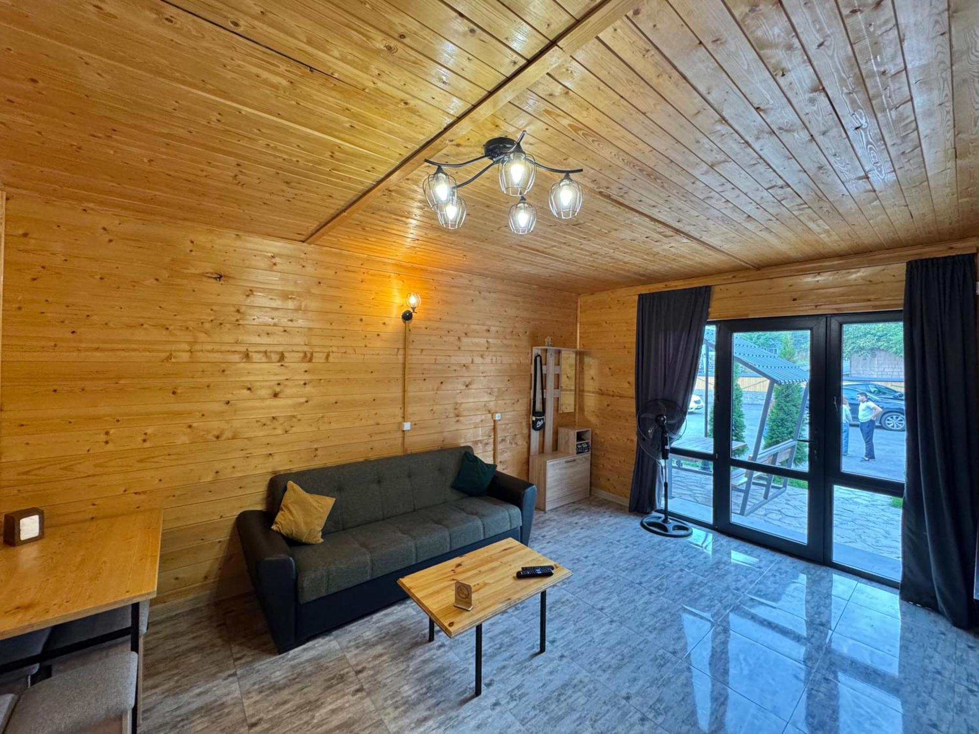Everest Rest House 萨克德佐尔镇 外观 照片